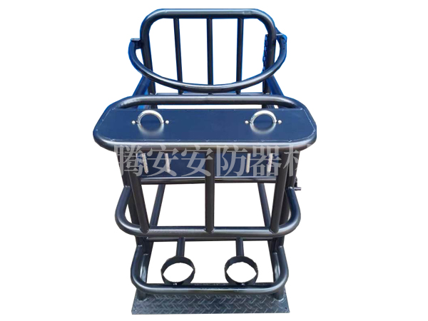 訊問(wèn)椅與審訊椅在使用中有什么區(qū)別